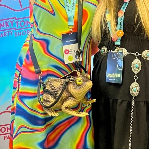 TAN Official Windy Willow Unique Frog Crossbody Handbag - Picture 7 of 15